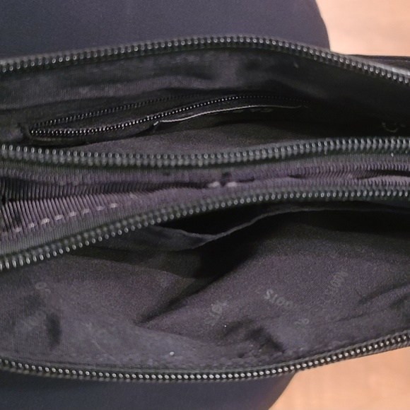 Cross Body Purse - Picture 2 of 3